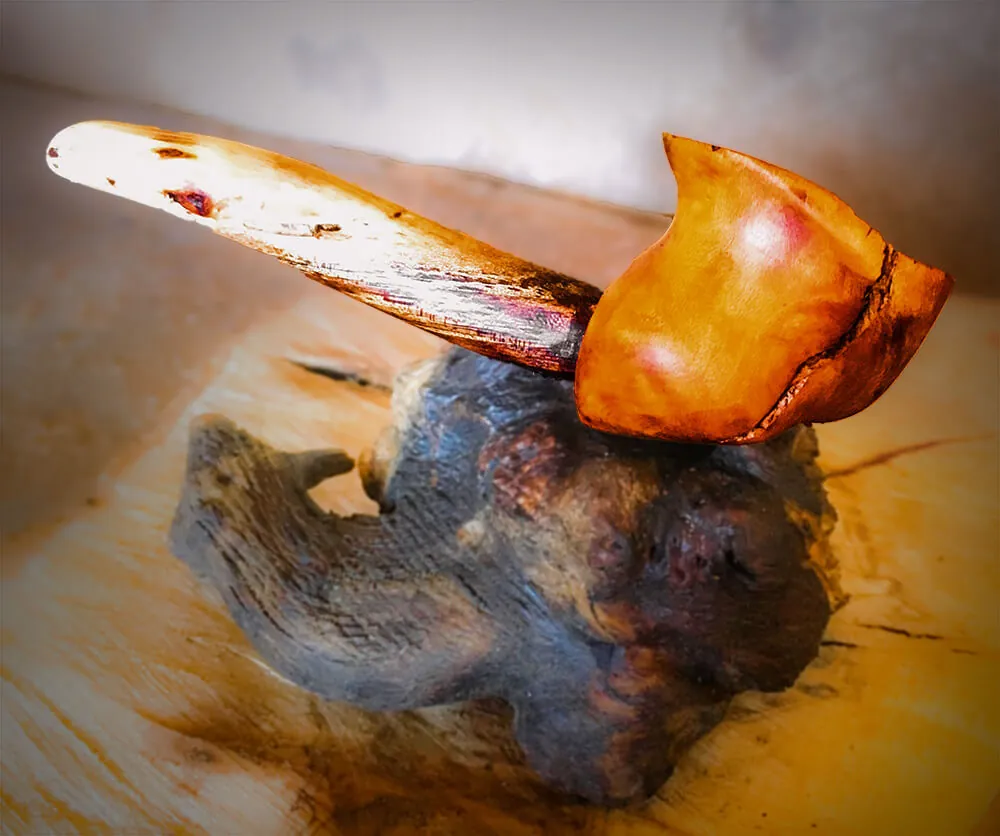 “Rose” pipe carved from briar